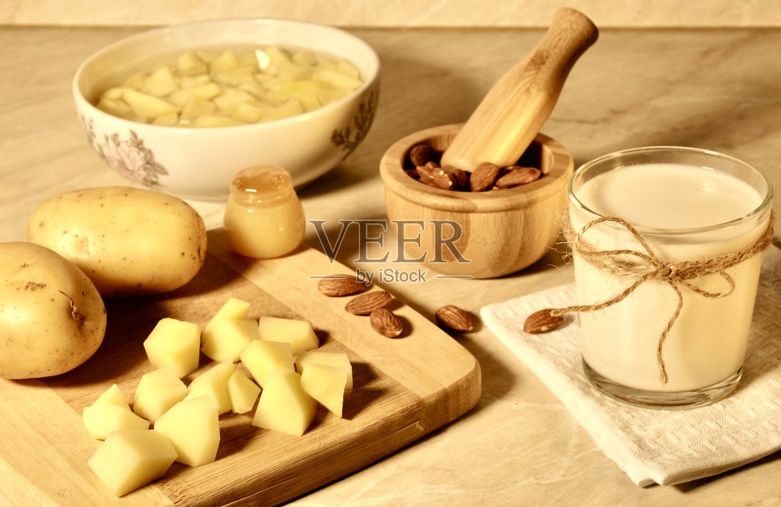 土豆牛奶照片摄影图片