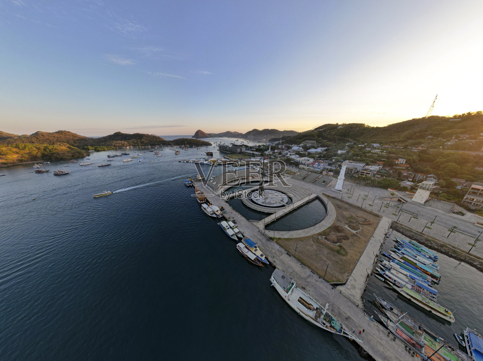 纳闽巴霍港照片摄影图片