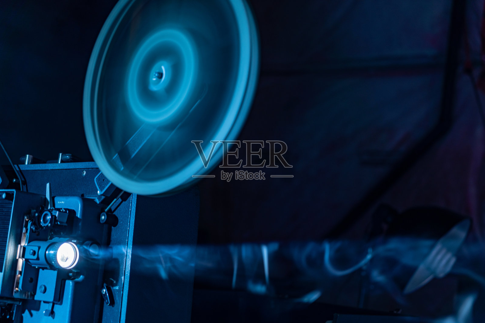 老式电影放映机照片摄影图片