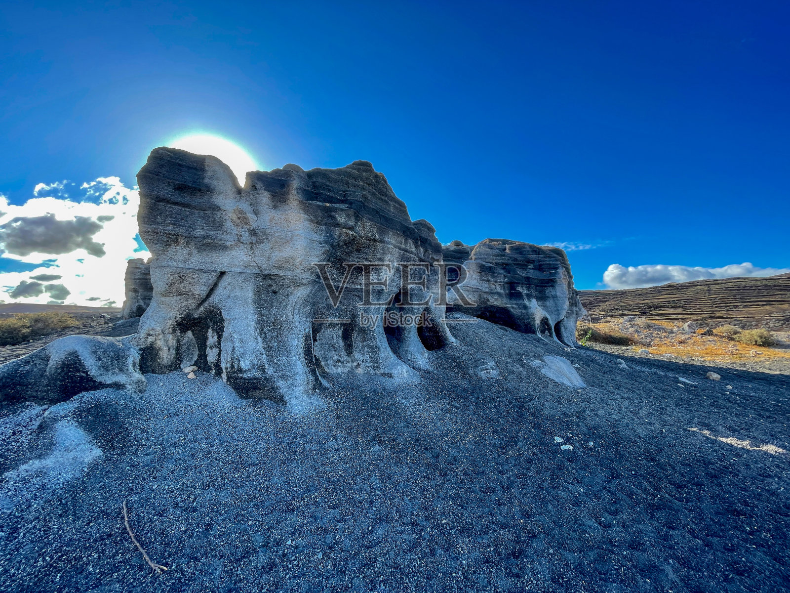 兰萨罗特岛岩层的剪影照片摄影图片