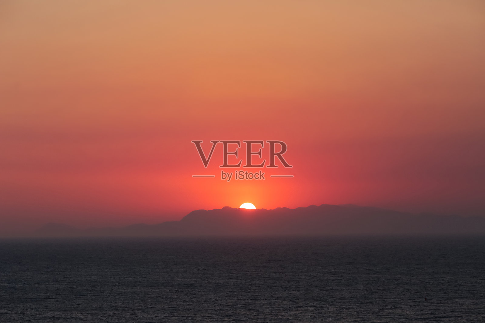 希腊罗兹镇的日落照片摄影图片