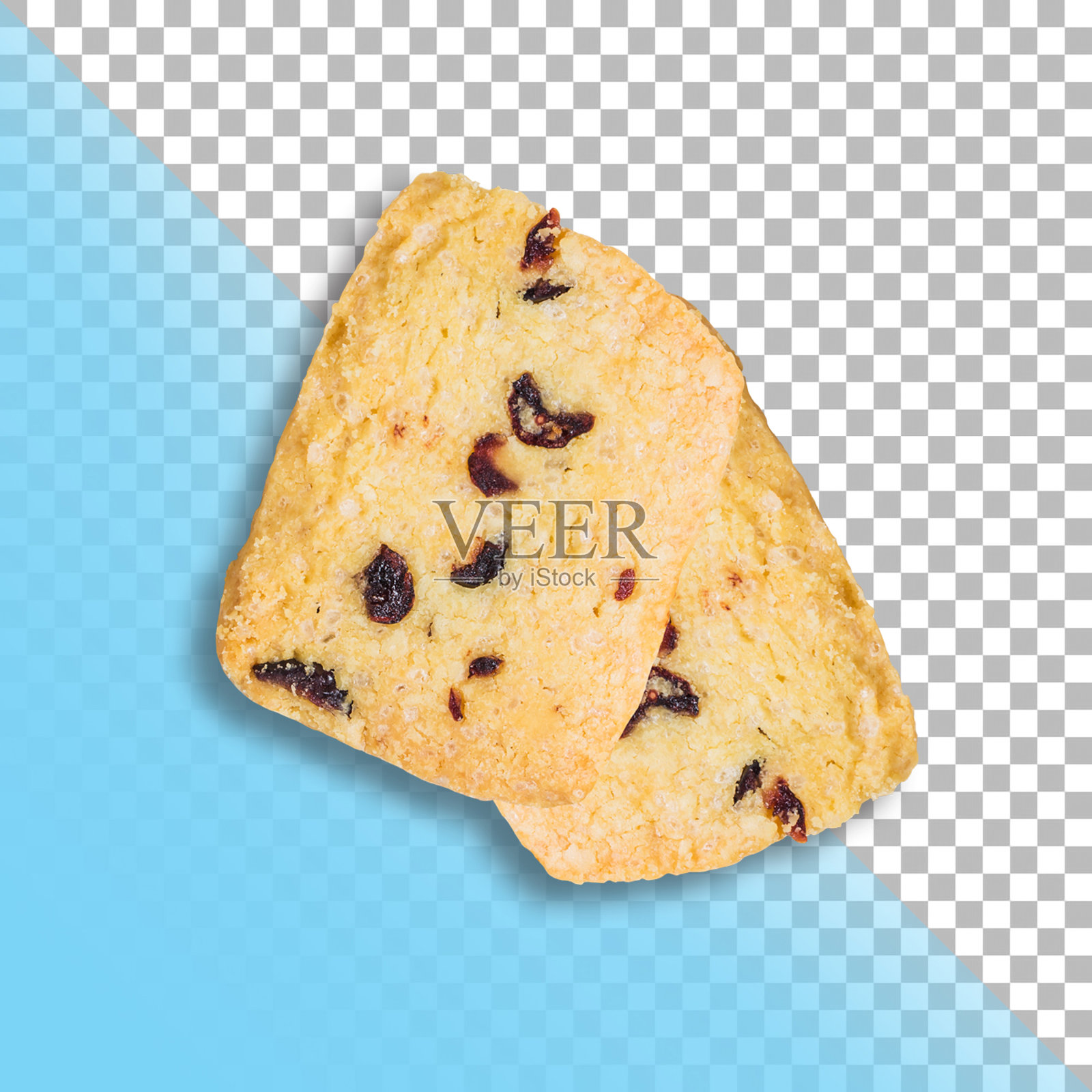 两个泡芙糕点被隔离在透明的背景上。照片摄影图片