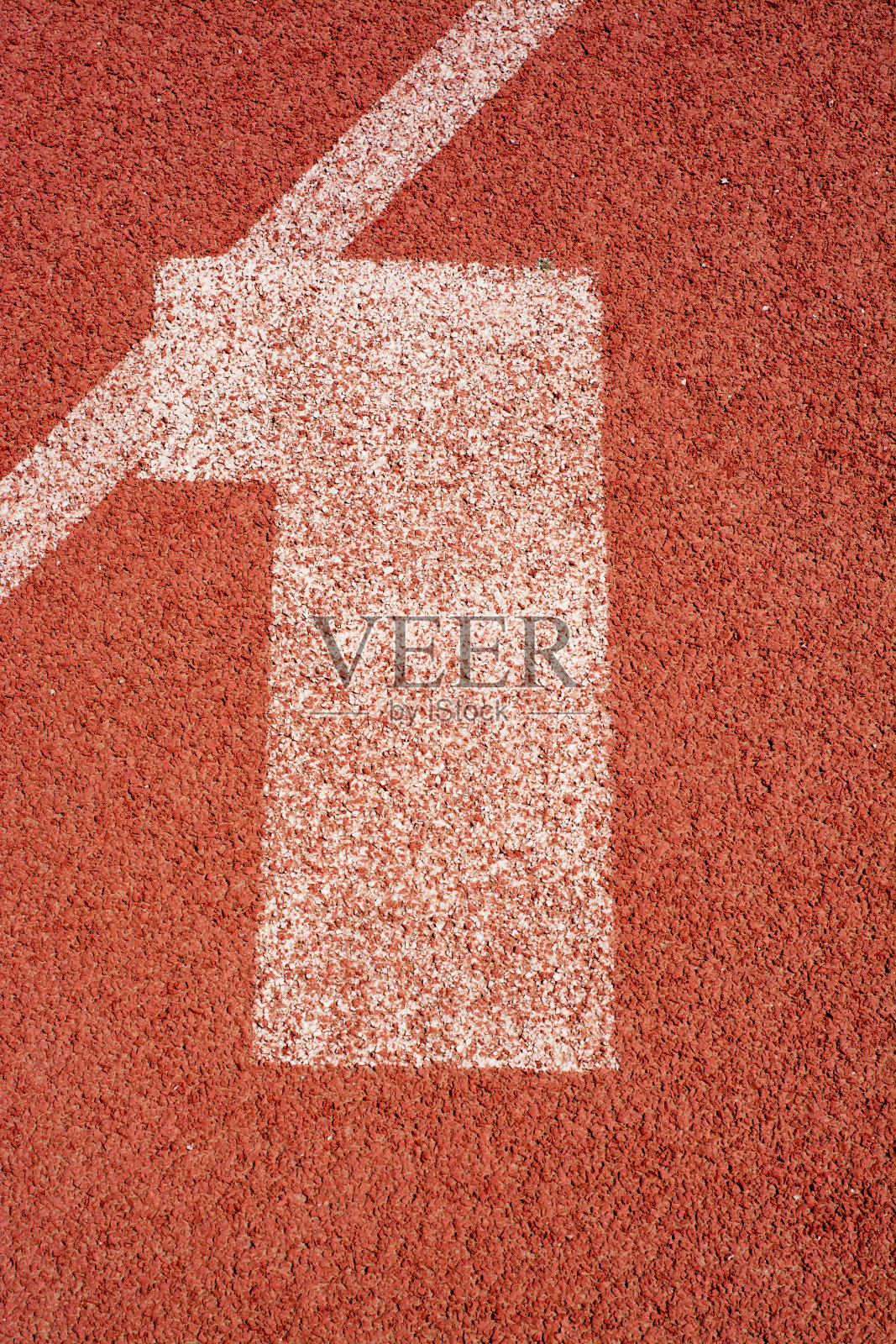 运动场上的跑道号照片摄影图片