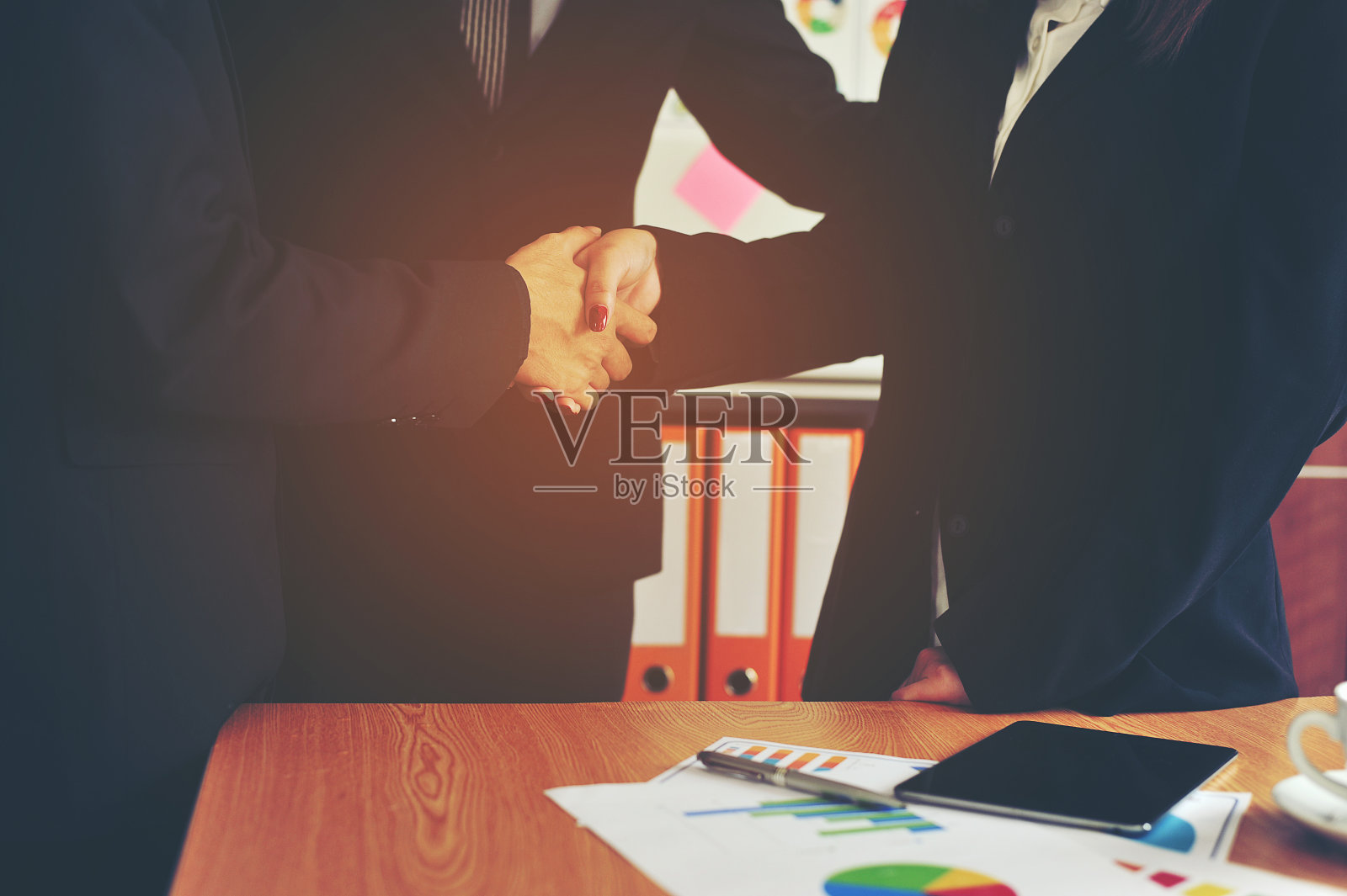 一起做生意照片摄影图片