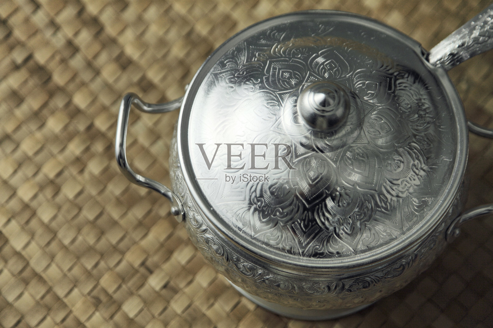 大米容器照片摄影图片