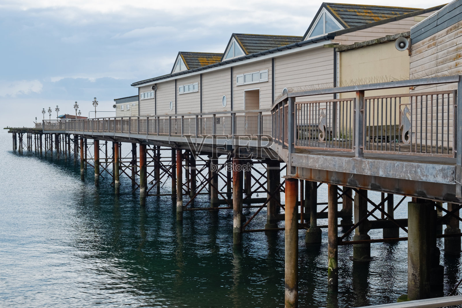 英国德文郡泰格茅斯维多利亚码头的细节照片摄影图片
