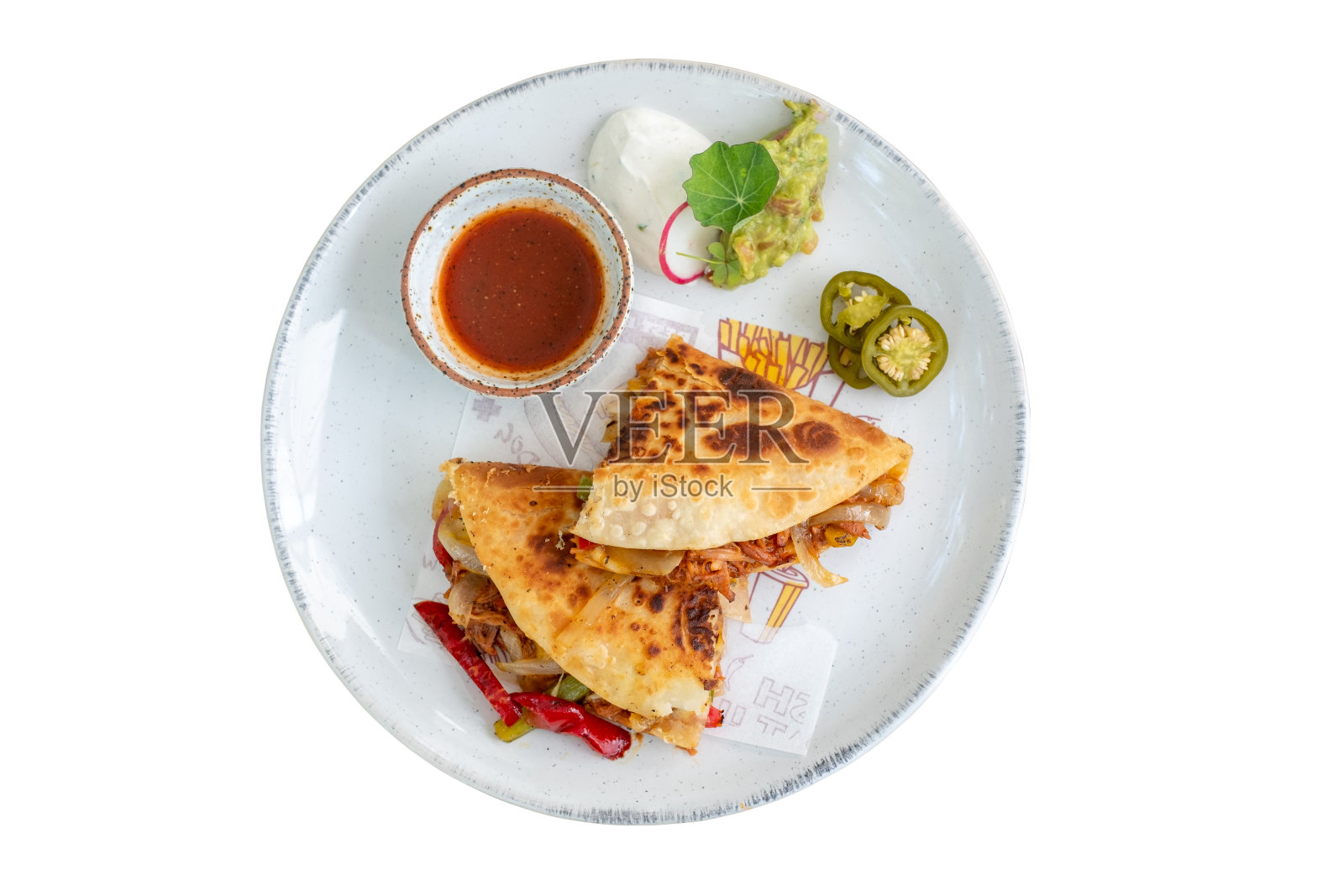 烟熏猪肉馅饼：自制烤面粉薄饼，内含8小时家庭烟熏猪肉照片摄影图片