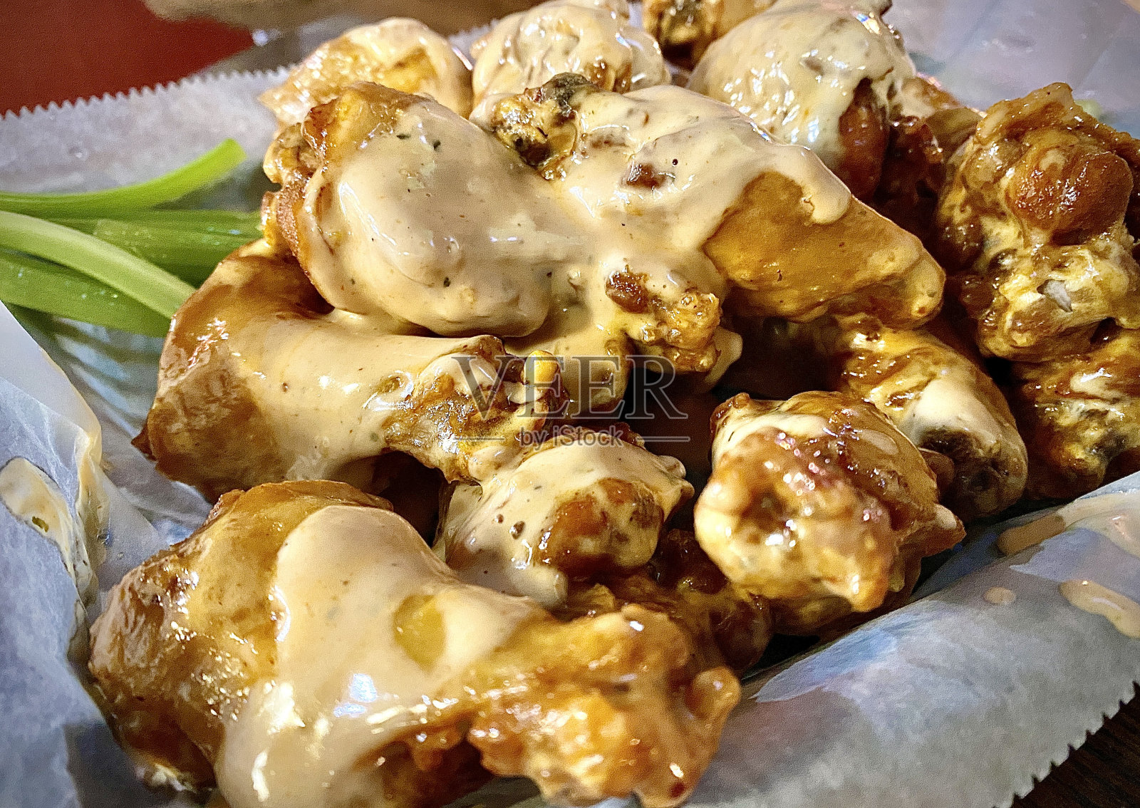 卡津农场鸡翅照片摄影图片