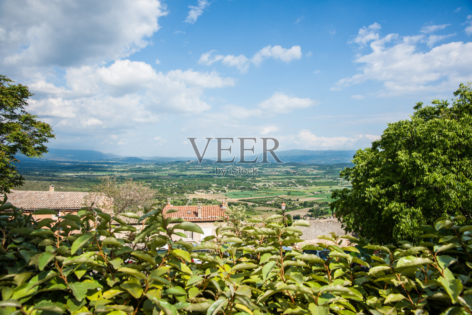 法国南部普罗旺斯的乡村景观照片摄影图片