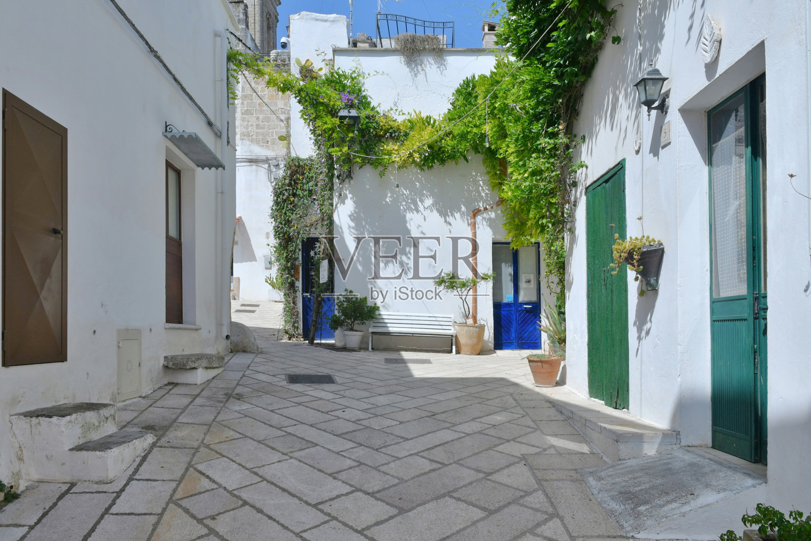 意大利鲁法诺的阿普利亚村庄。照片摄影图片