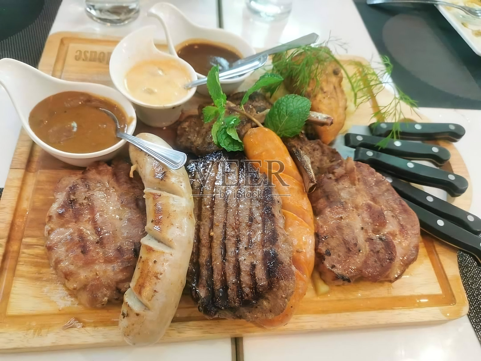 牛排猪肉照片摄影图片