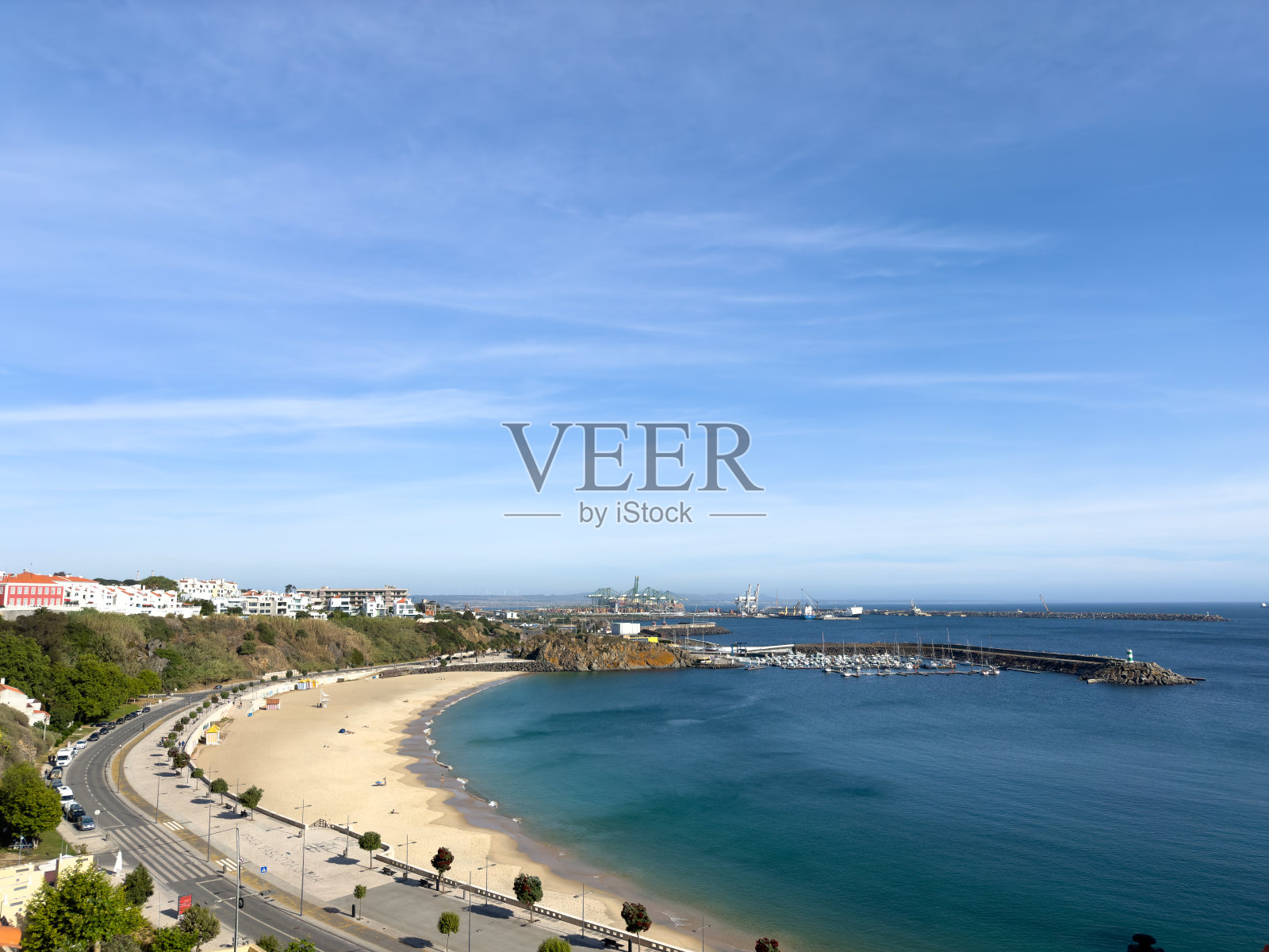 俯瞰普拉亚瓦斯科达伽马的锡尼什，在阿连特茹海岸，葡萄牙照片摄影图片