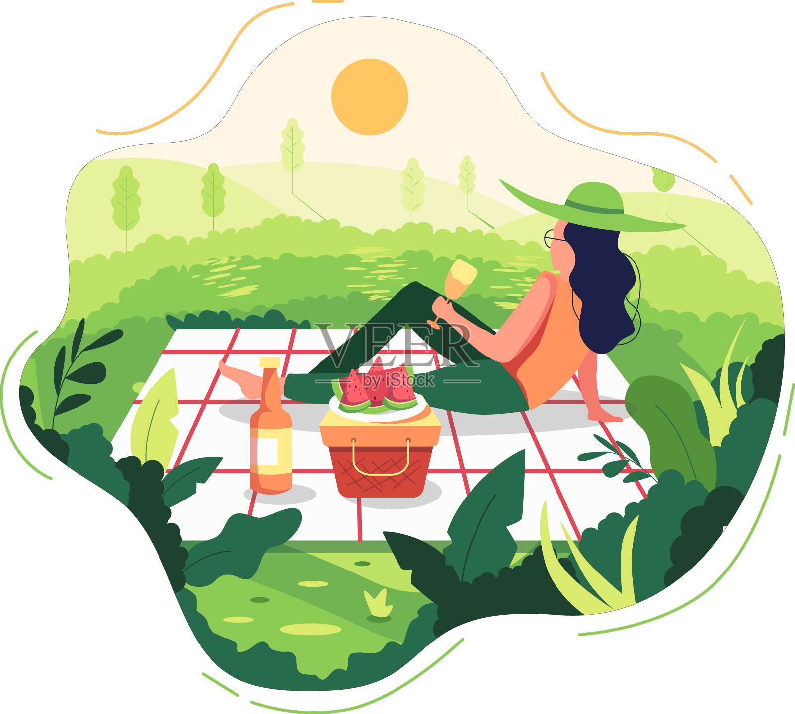 一个女孩坐着喝着橙汁设计元素图片