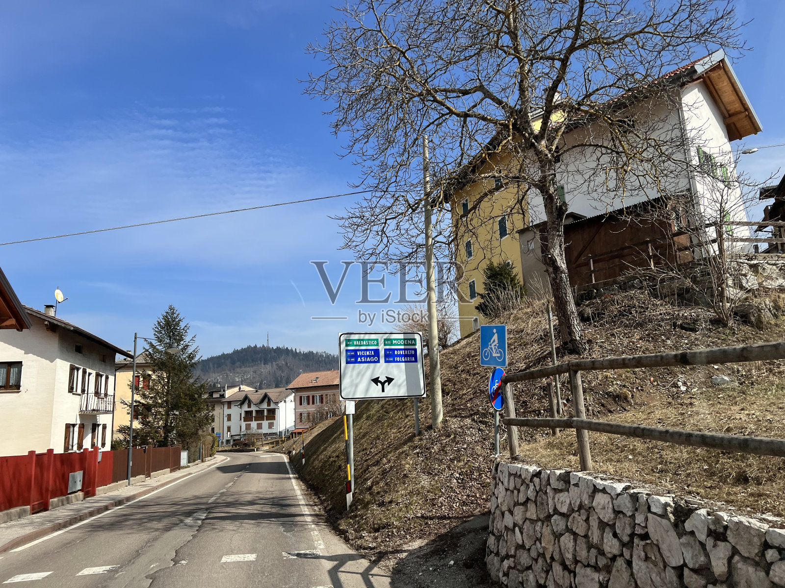 意大利Trento Folgaria Carbonare照片摄影图片