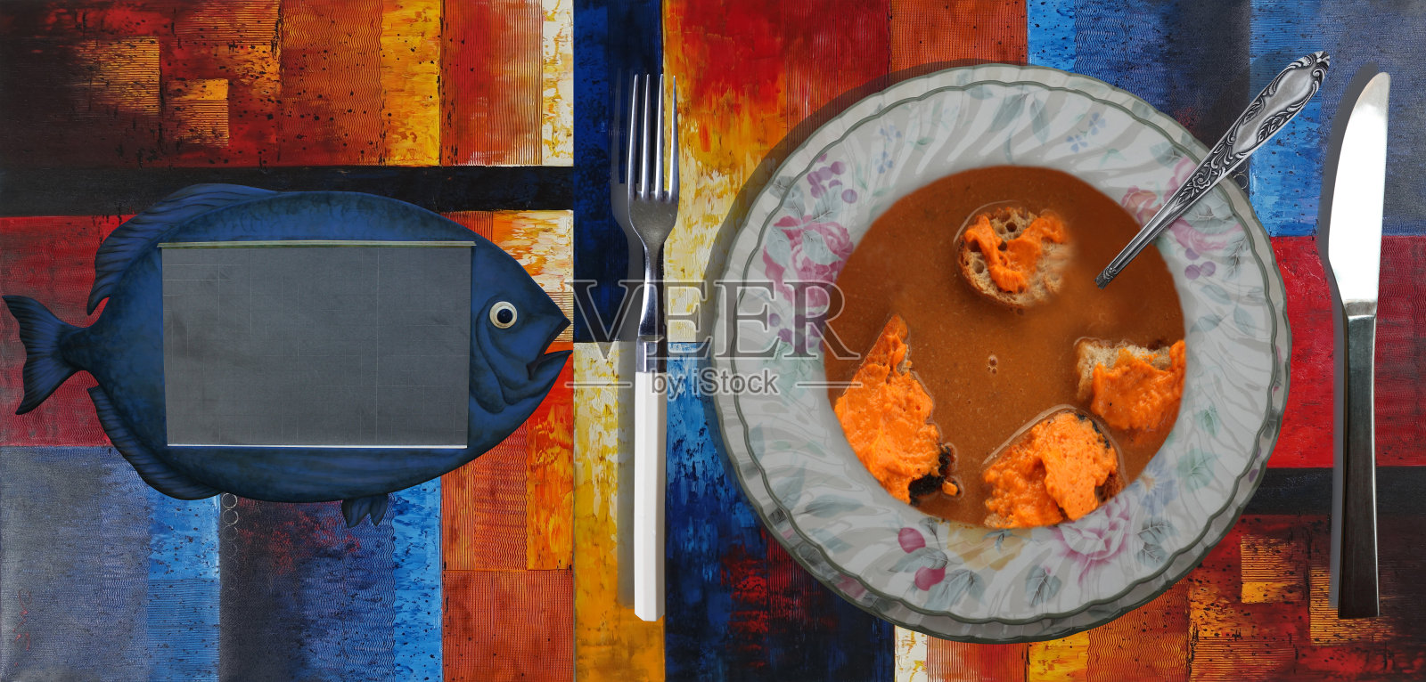 鱼汤餐供应餐厅设置桌石板菜单文本空间照片摄影图片