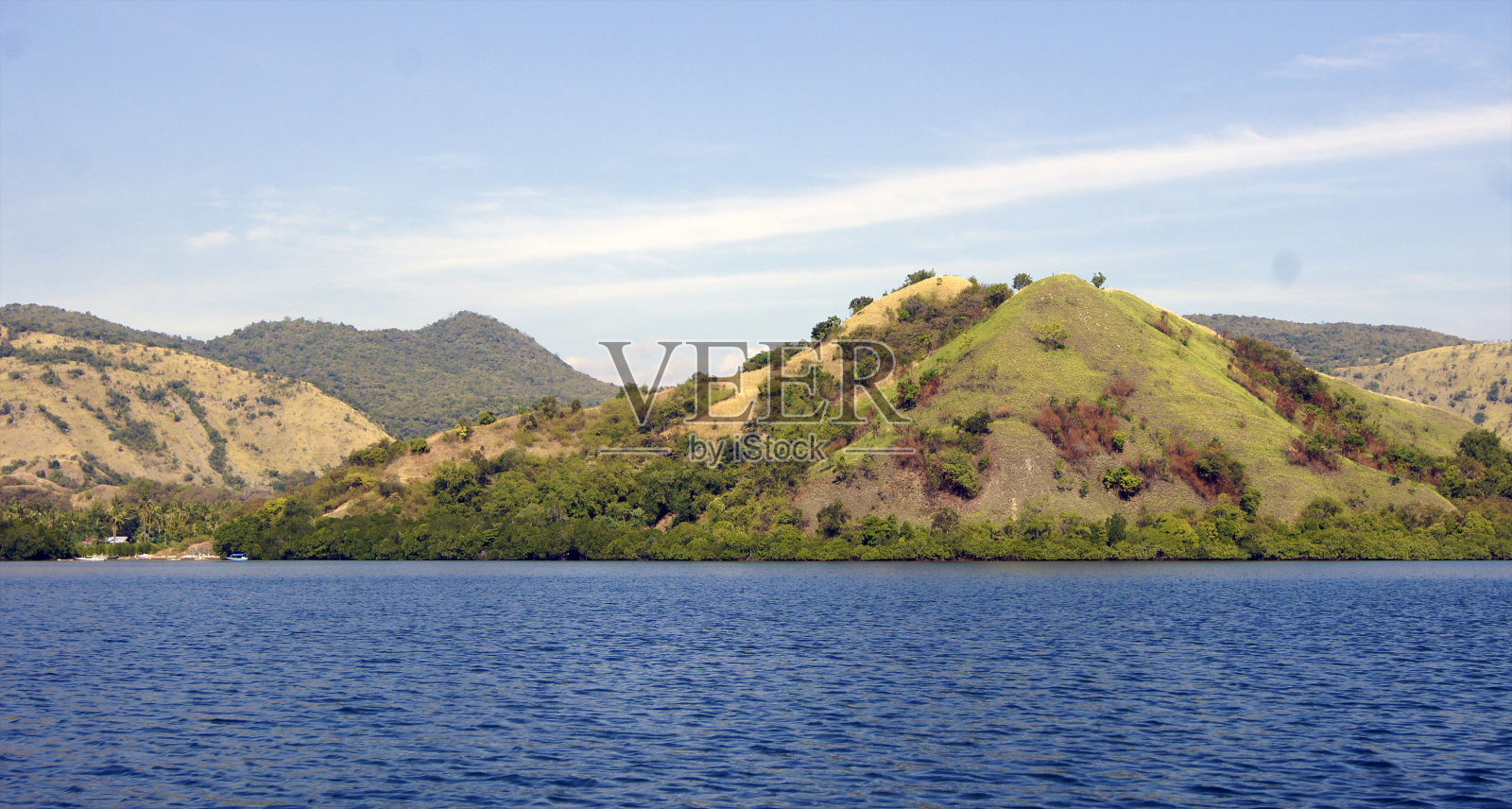 环，十七岛海洋公园，弗洛雷斯岛，印度尼西亚照片摄影图片