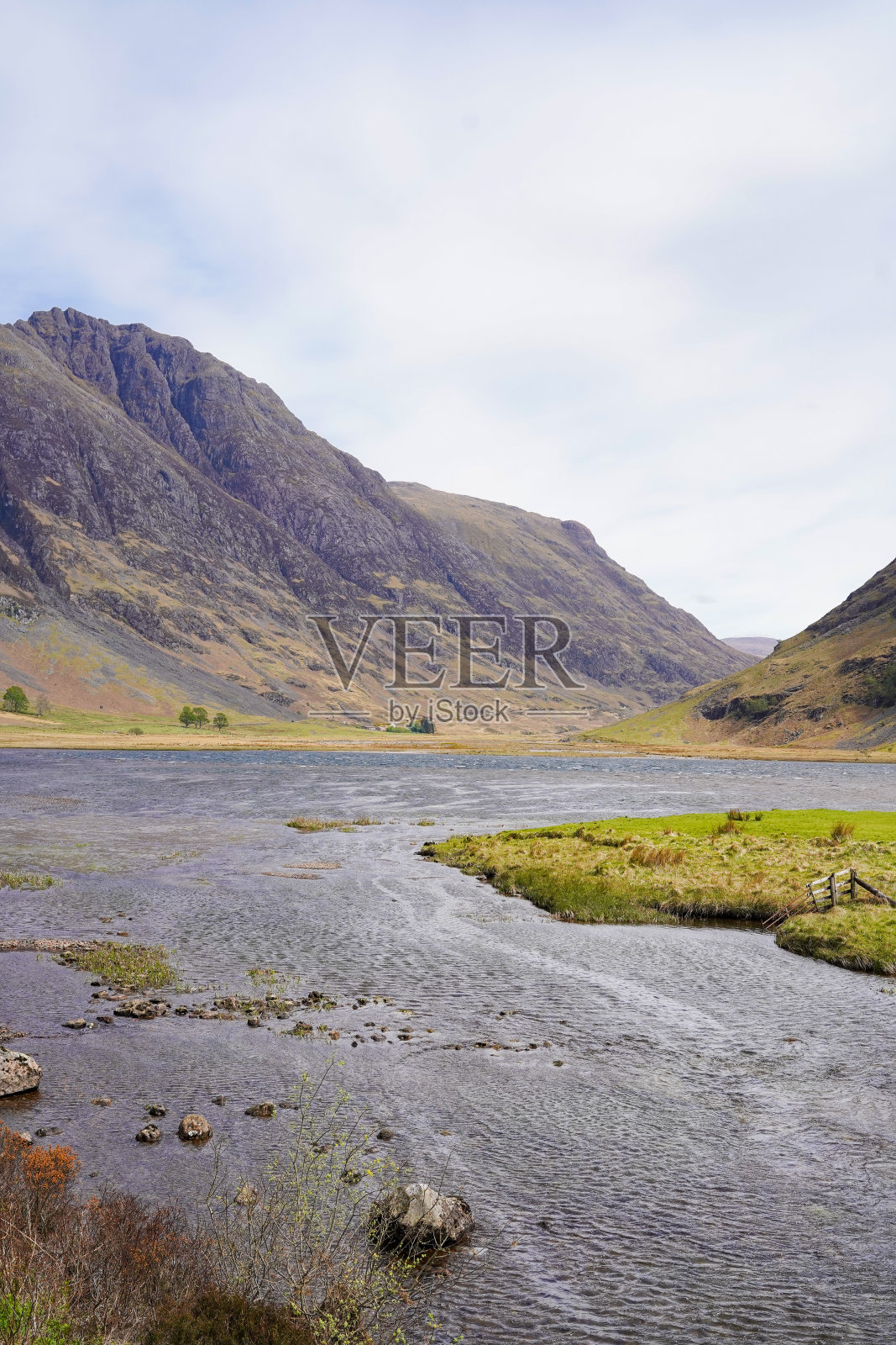 苏格兰高地格伦科的Achtriochtan湖照片摄影图片