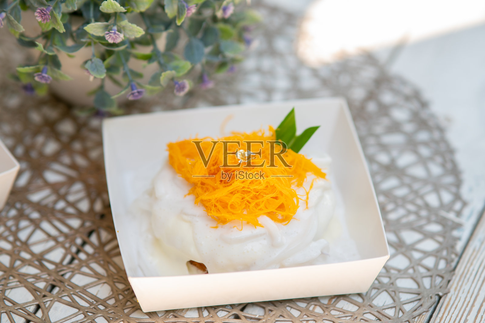 蛋黄线糕照片摄影图片