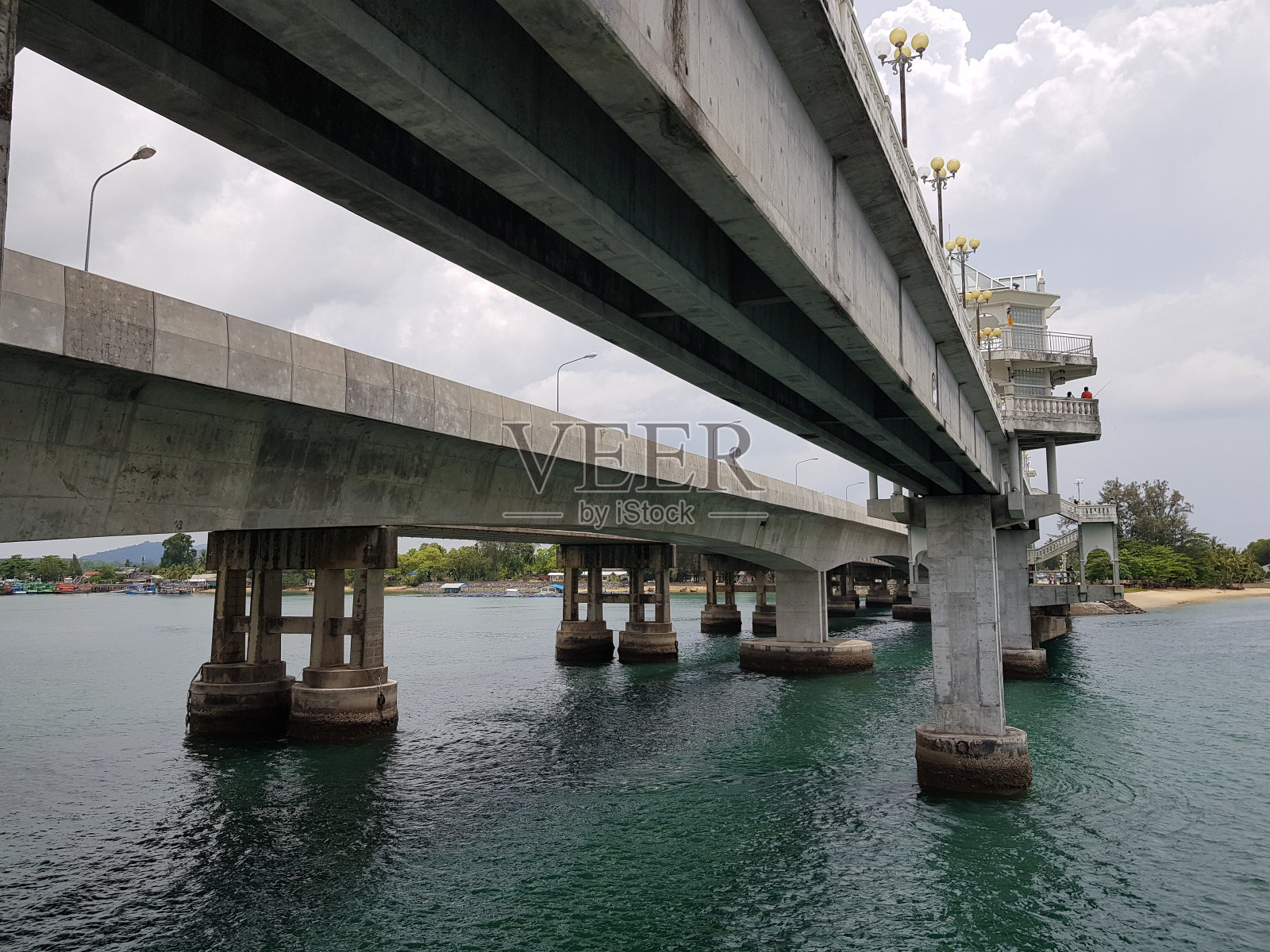 爱之桥照片摄影图片