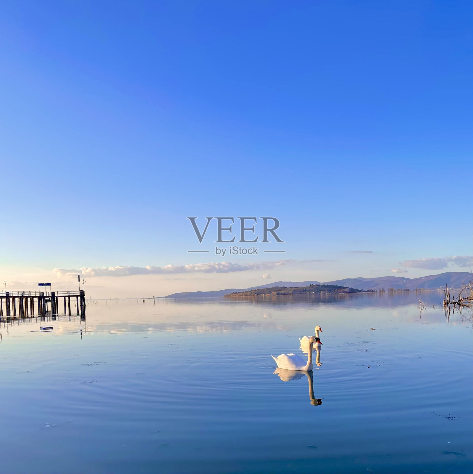 镜子湖照片摄影图片