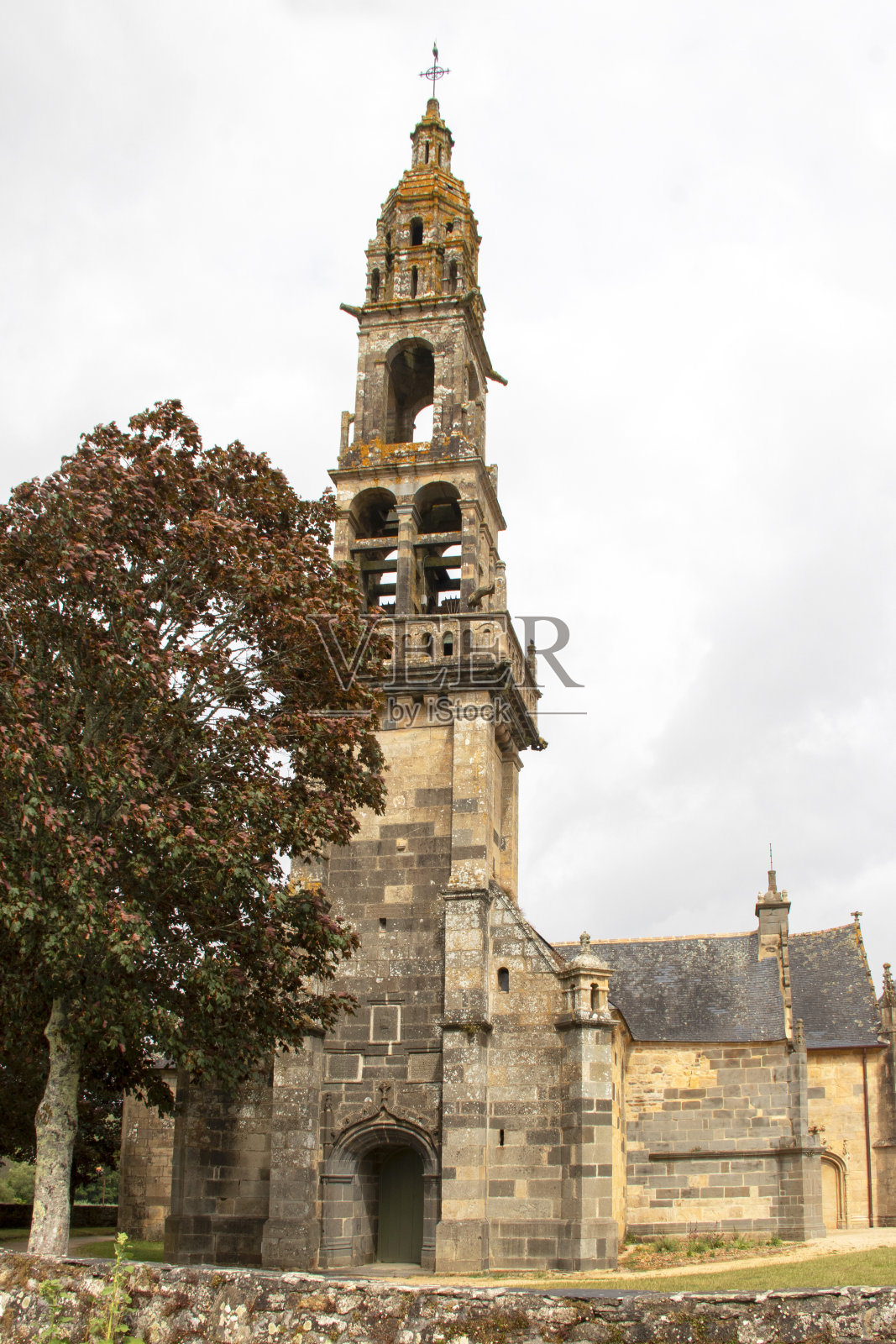 Faou。圣索维尔教堂。布列塔尼。Finistere照片摄影图片