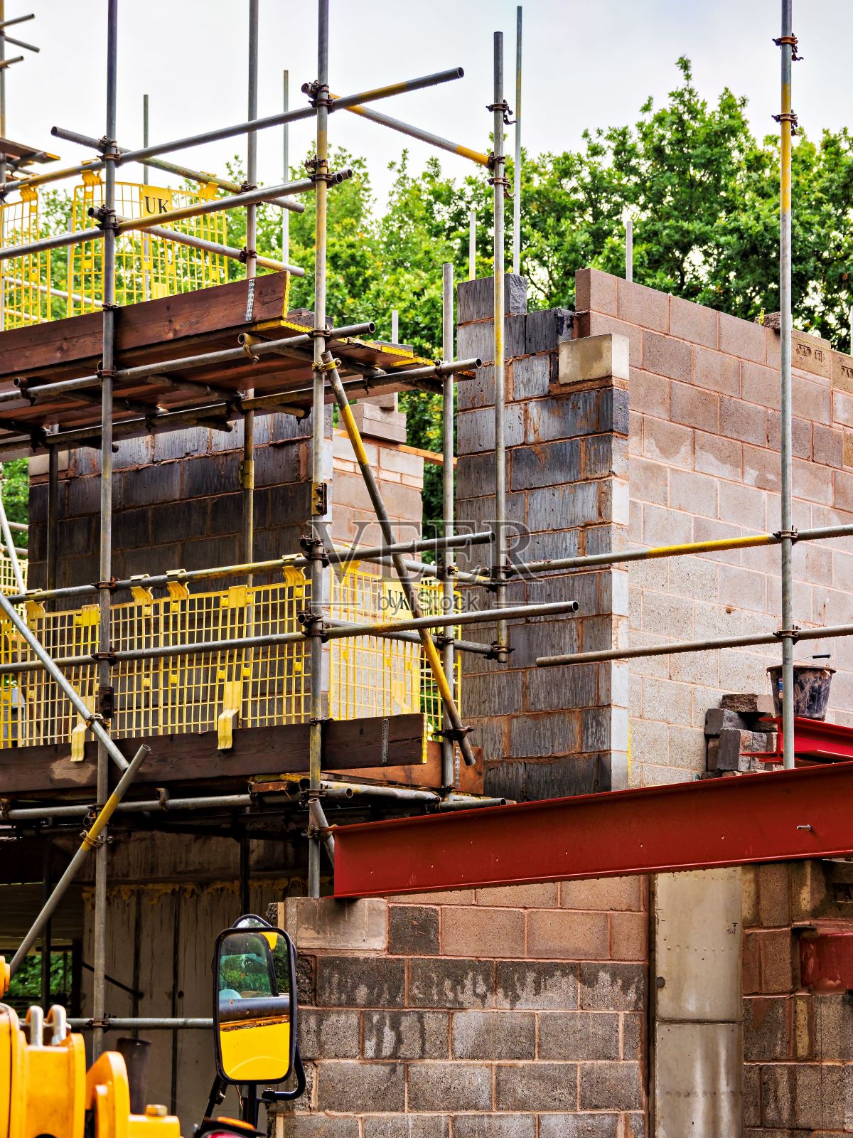 房屋建筑项目竖版照片照片摄影图片