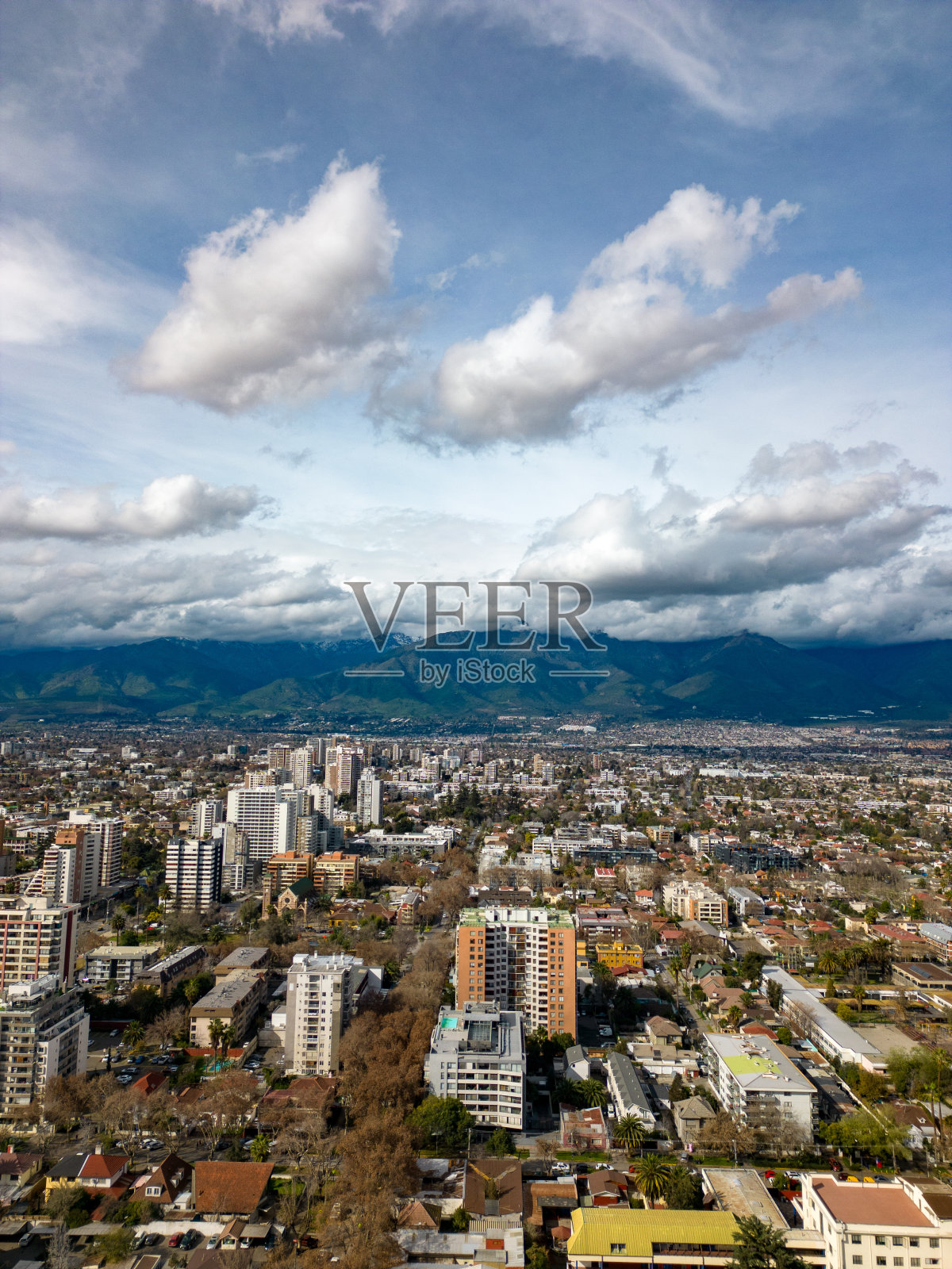 智利圣地亚哥的冬天照片摄影图片