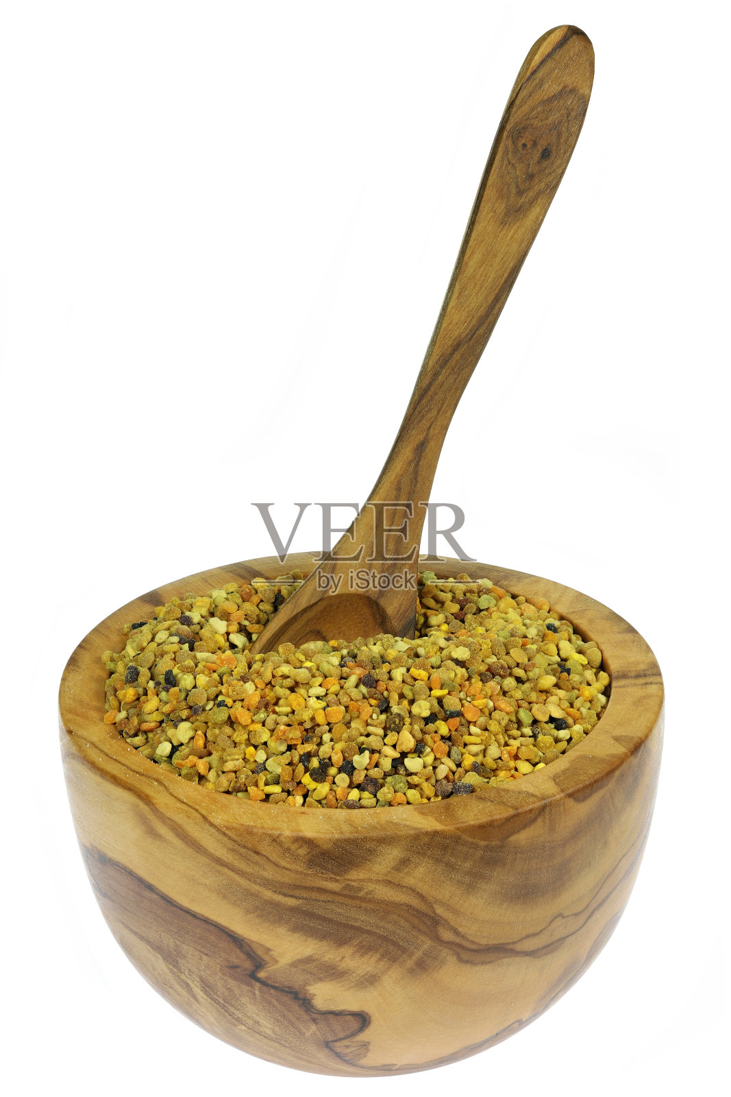 有机蜂花粉在橄榄木碗分离在白色背景照片摄影图片