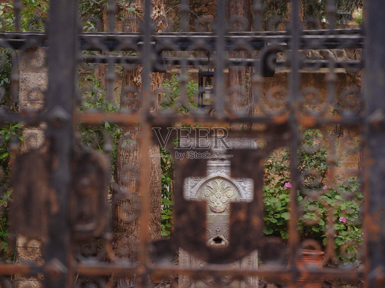 前往希腊，地中海岛屿罗德岛照片摄影图片