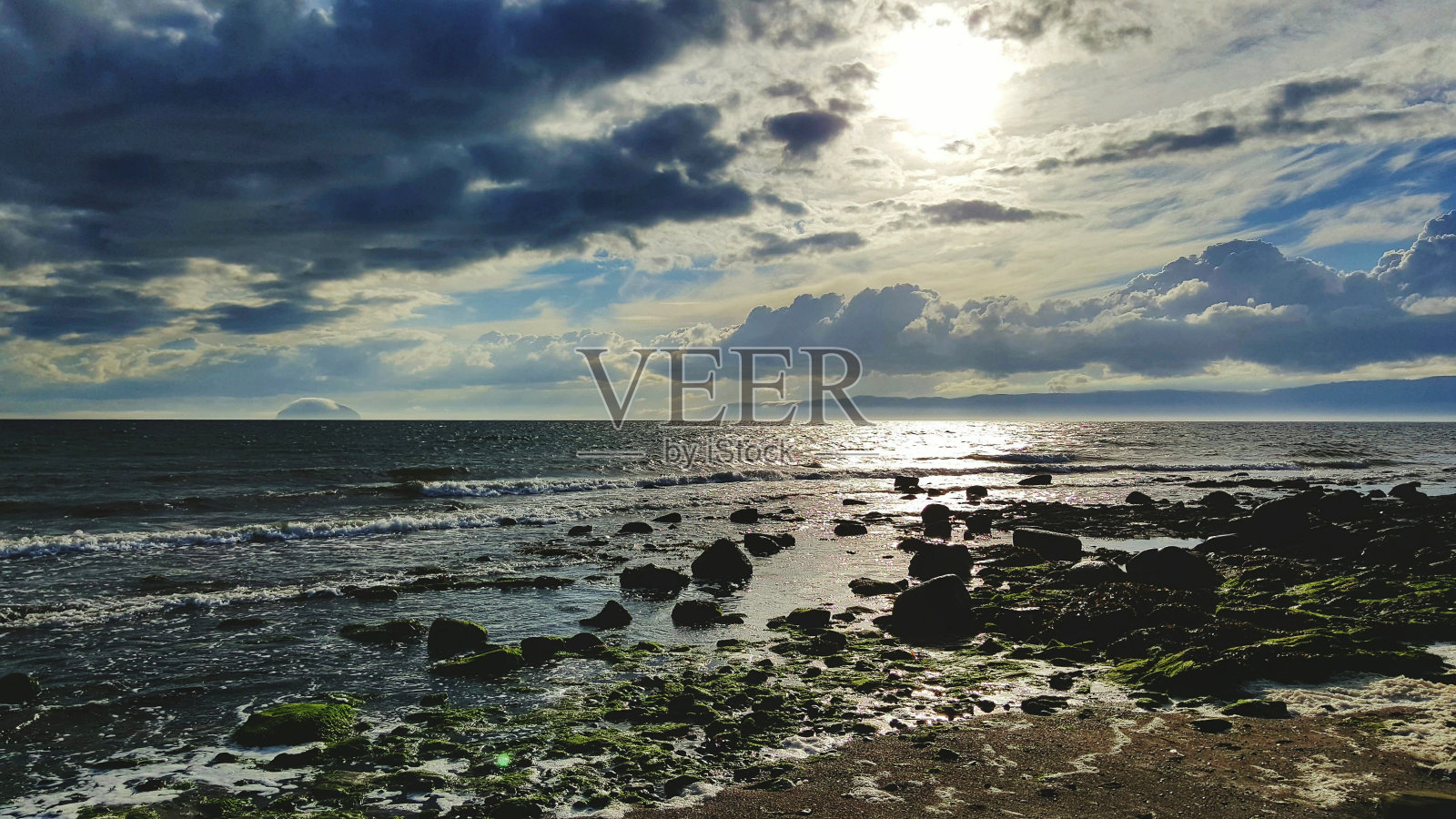 艾尔郡海岸的云景照片摄影图片