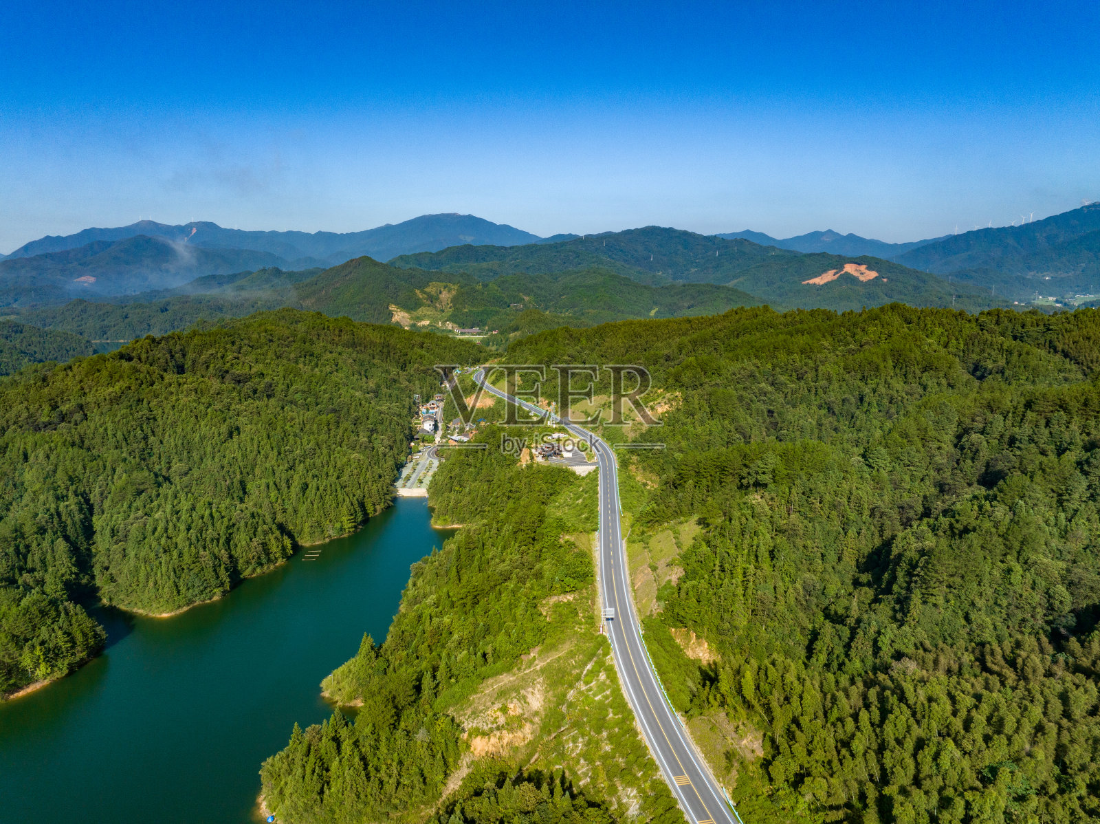 蜿蜒的山路，蜿蜒的山路照片摄影图片