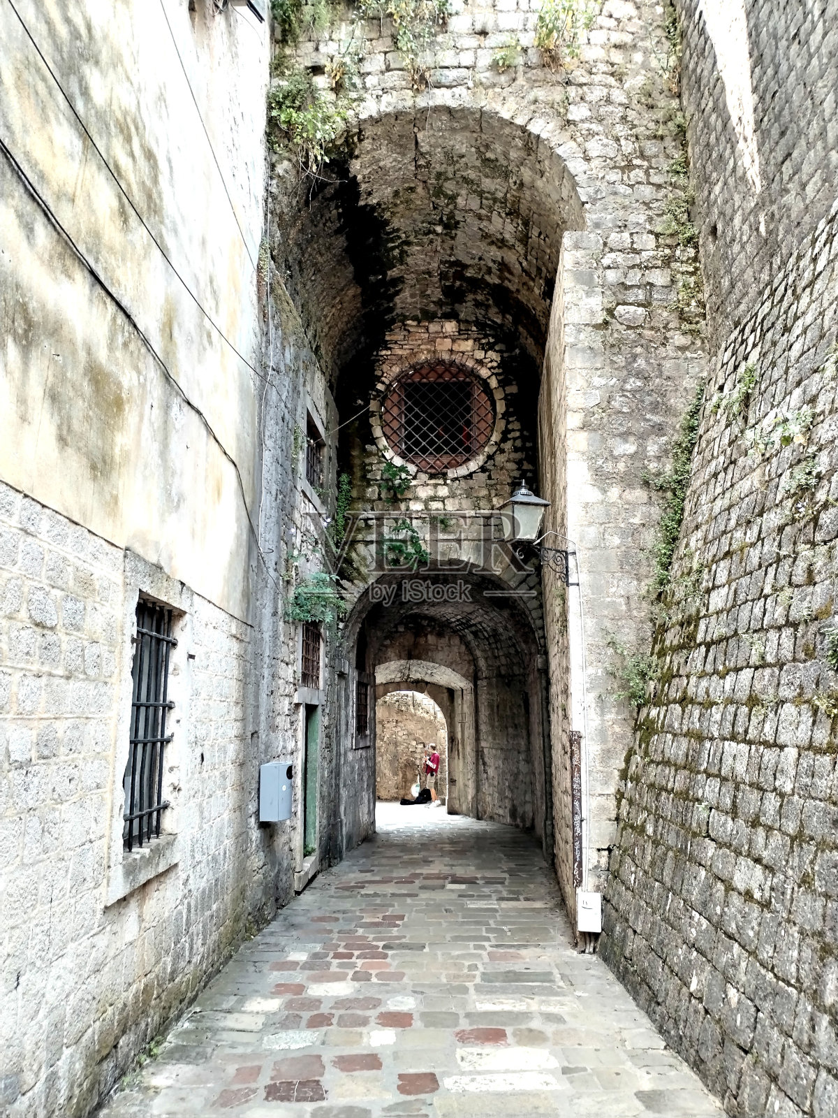 科托尔黑山市中心中世纪突出华尔街照片摄影图片