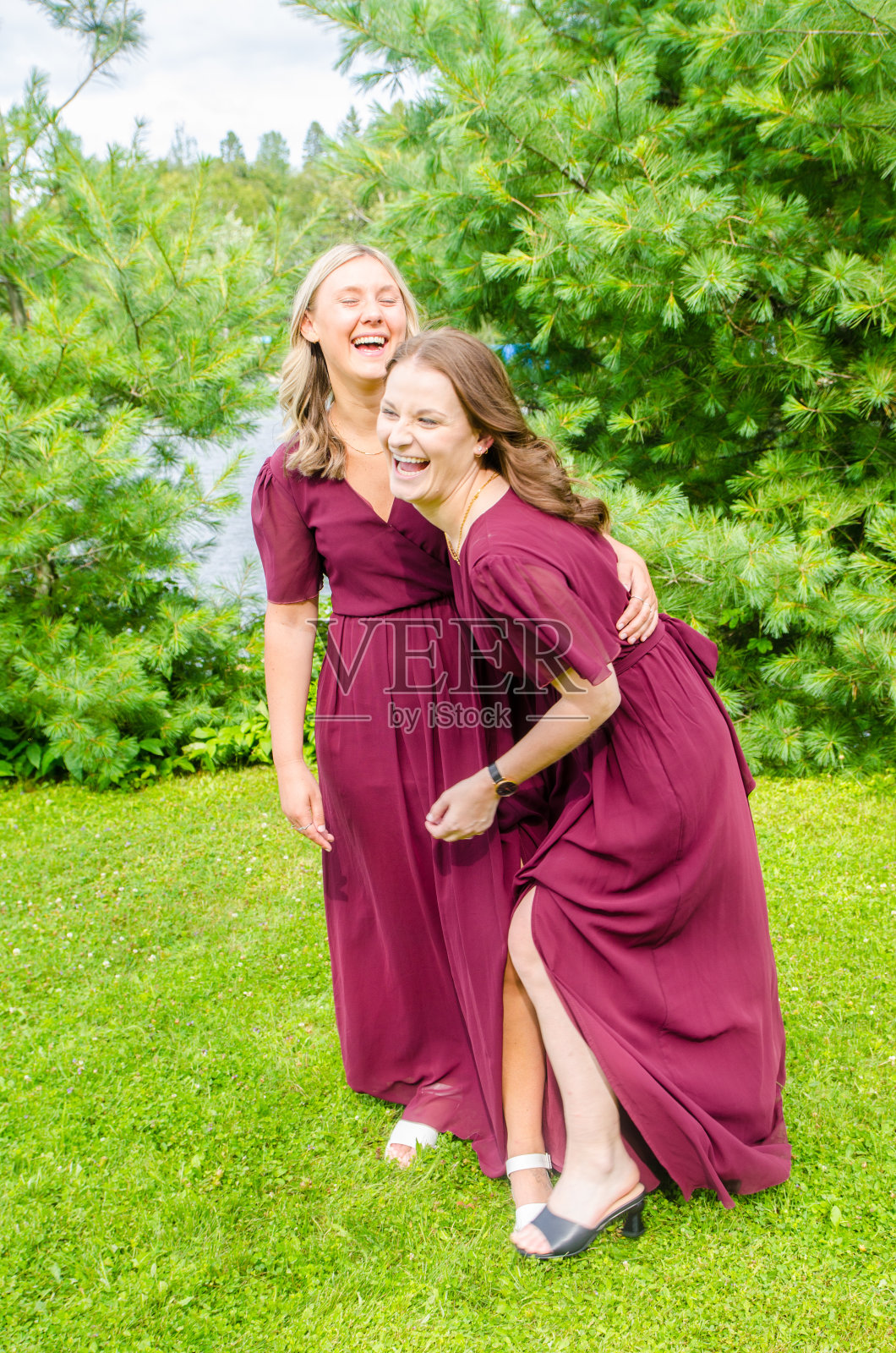 伴娘照片摄影图片