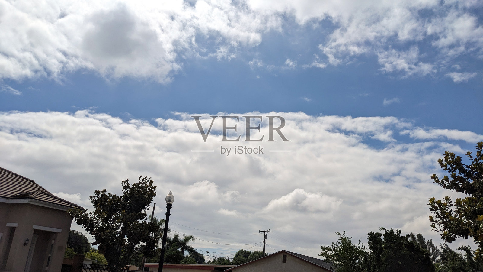 《暴风雨后的一天照片摄影图片