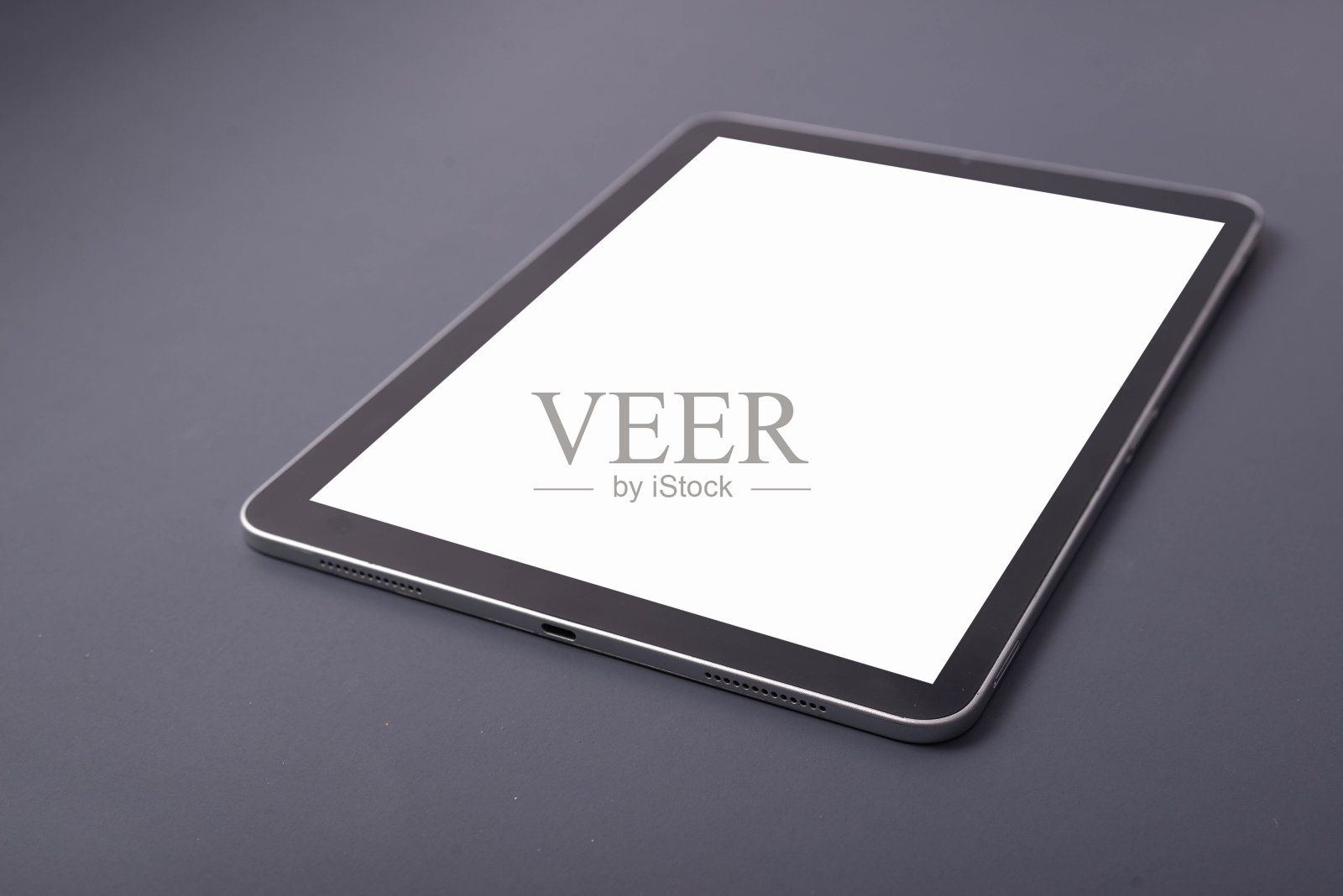 智能手机放在黑色背景上照片摄影图片