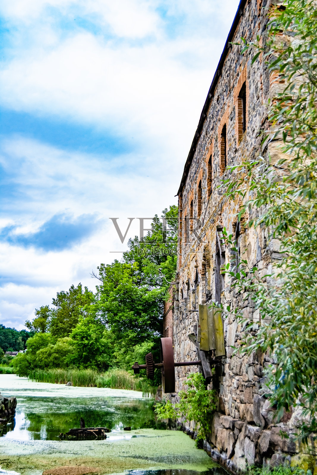 摄影主题突出建筑美砖老水磨照片摄影图片