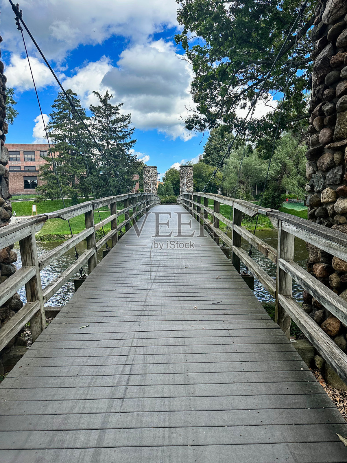 位于密歇根州奥沃索的Shiawassee传统桥照片摄影图片