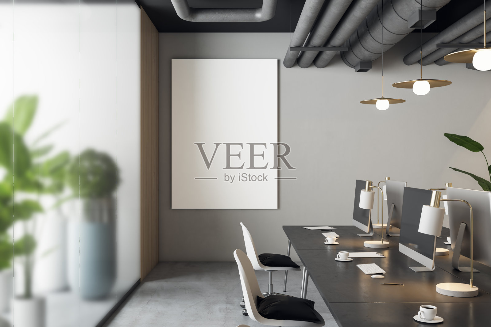 现代联合办公办公室内部有空白的白色模拟海报，设备，家具，装饰植物和磨砂玻璃隔断。工作场所的概念。3 d渲染。照片摄影图片