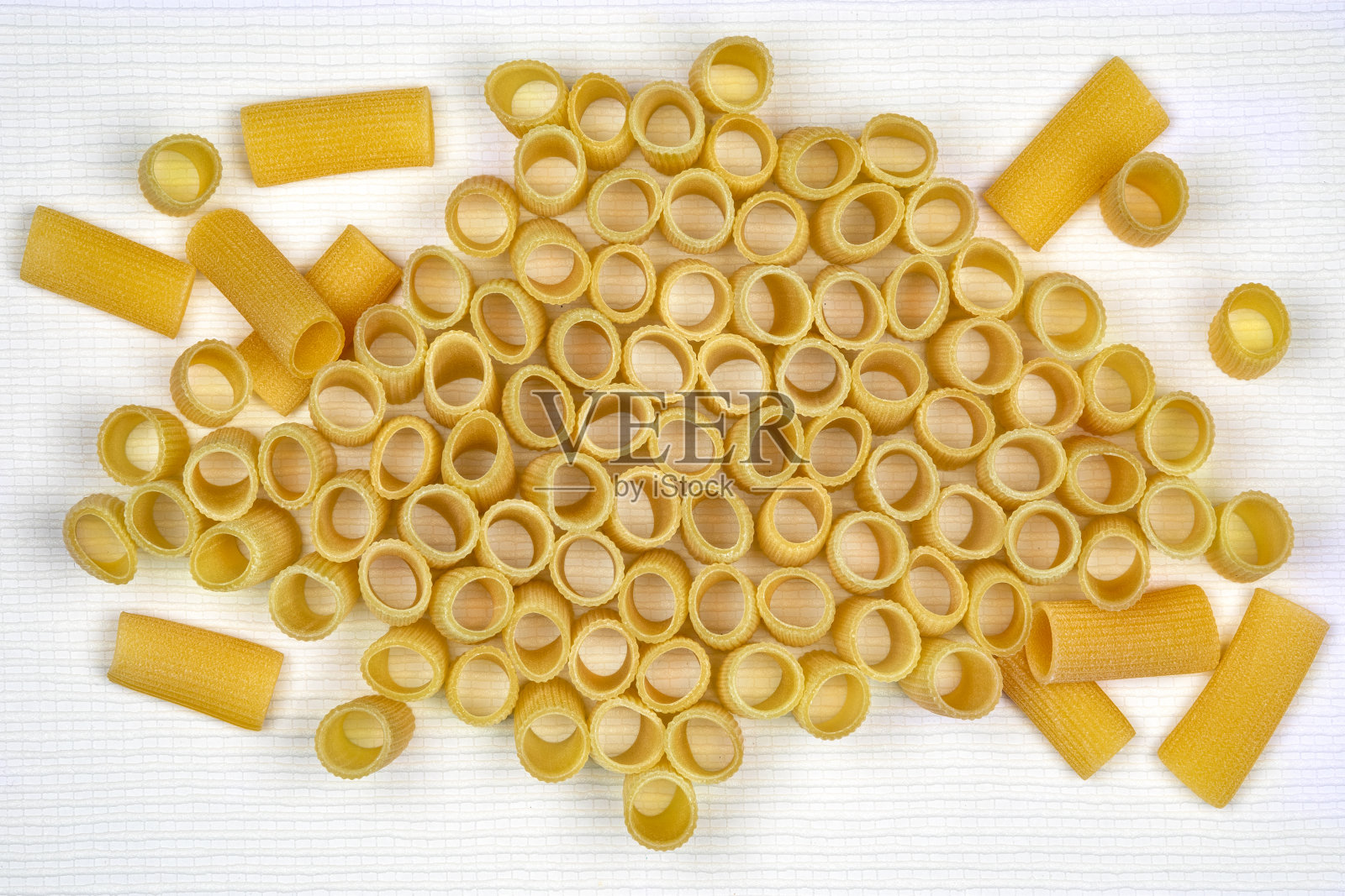 意大利面食——意大利通心粉照片摄影图片