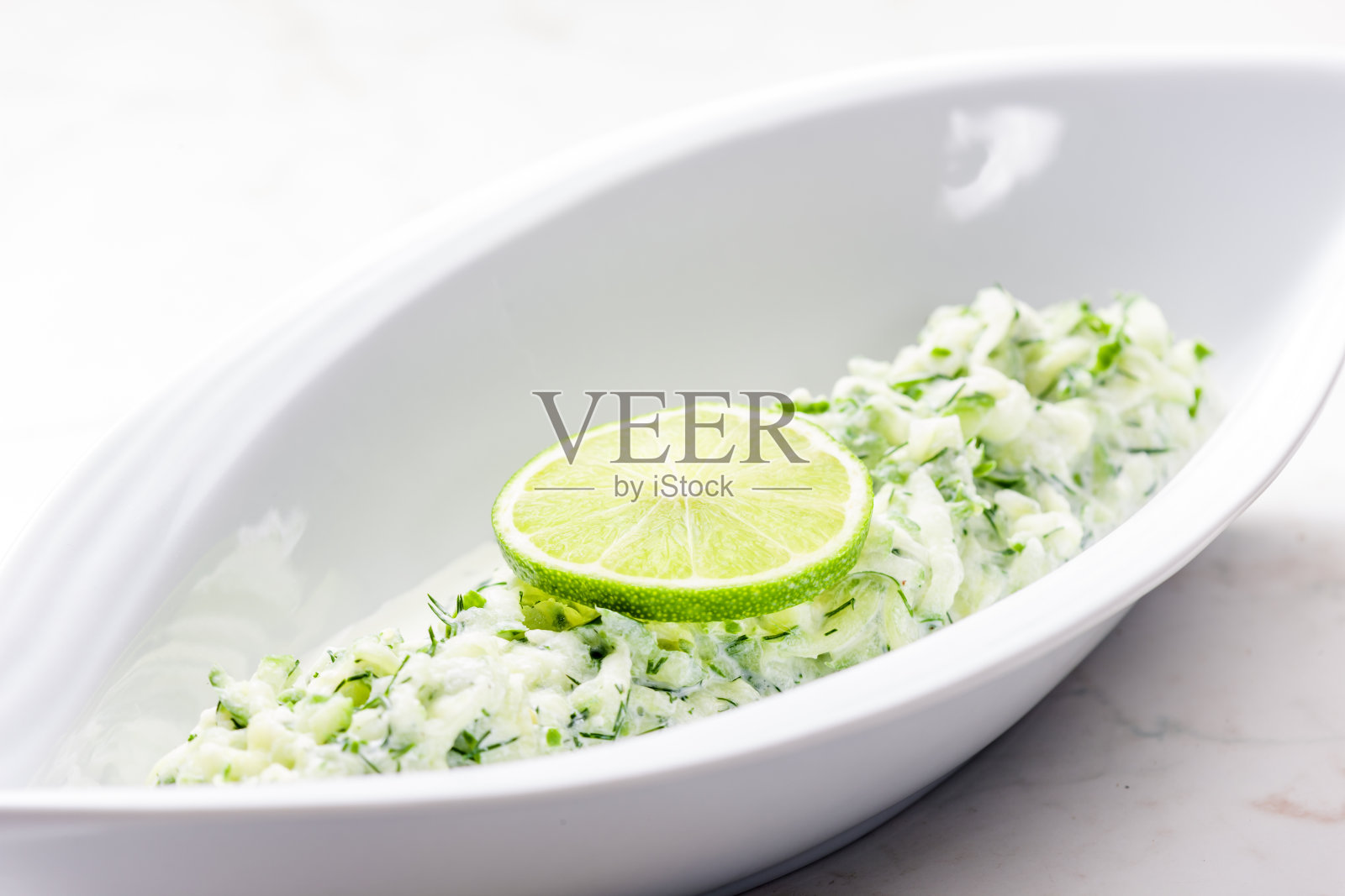 青柠酸奶沙拉照片摄影图片