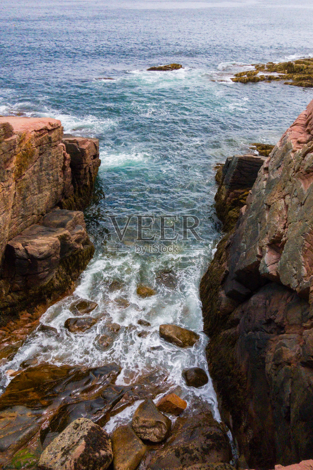 阿卡迪亚国家公园的岩石海岸照片摄影图片