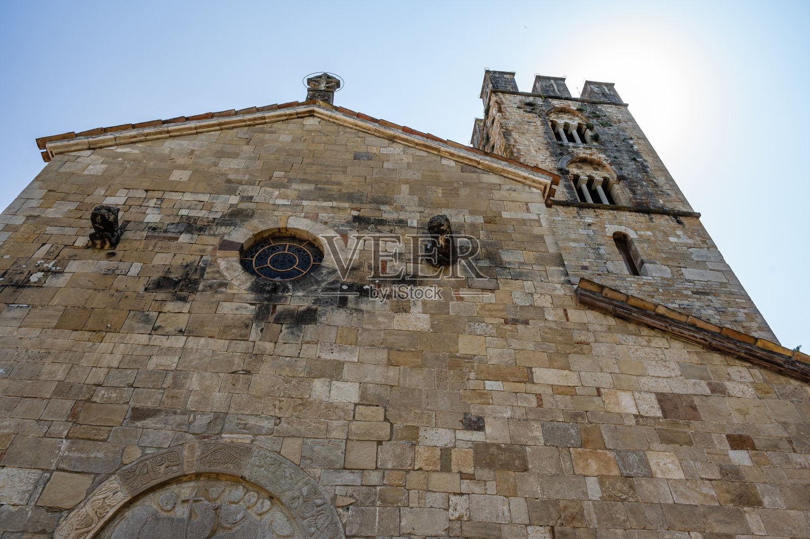 罗卡维瓦拉，圣玛丽亚迪坎内托圣殿照片摄影图片