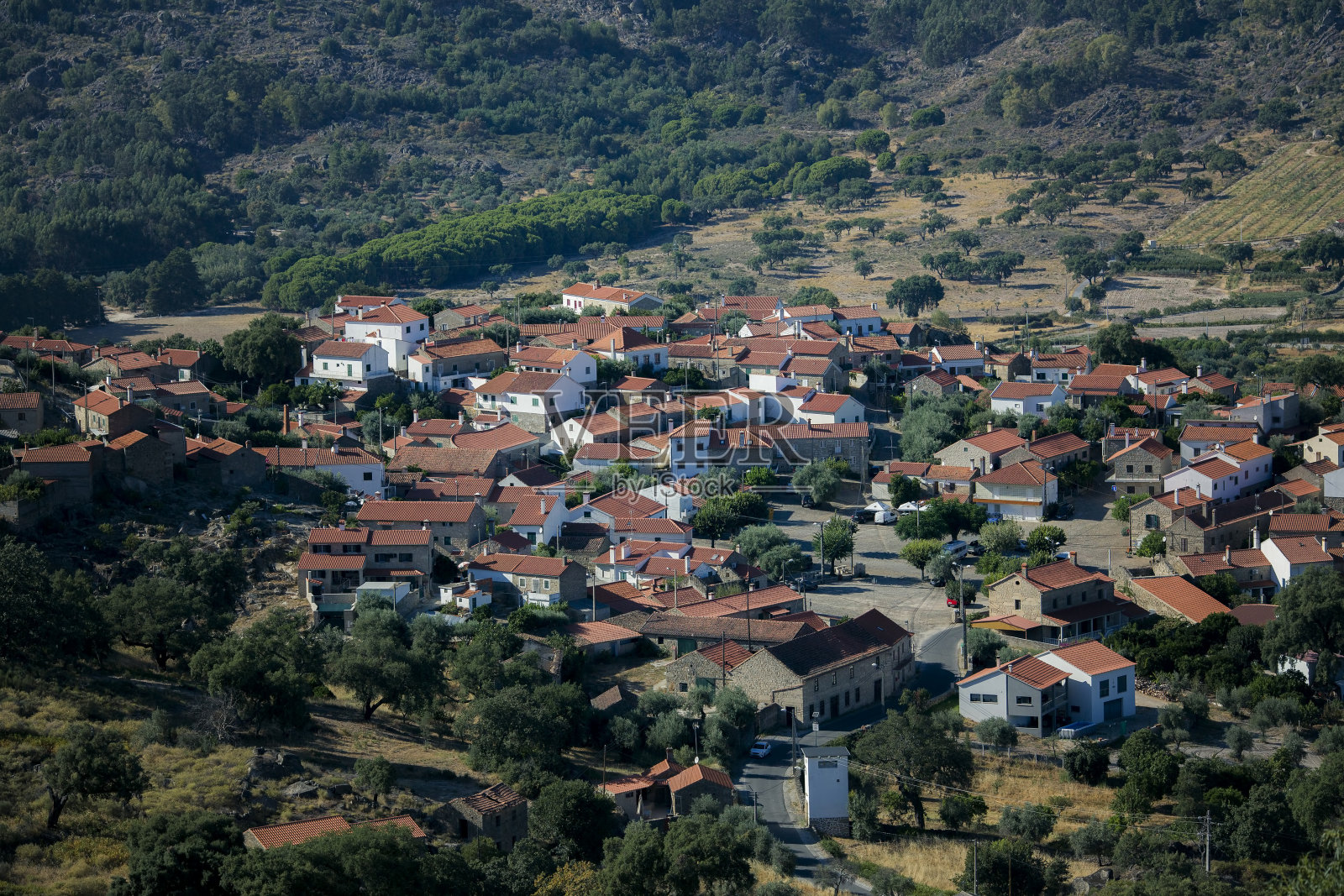 孟山都村俗称葡萄牙最具葡萄牙风情的村庄。照片摄影图片