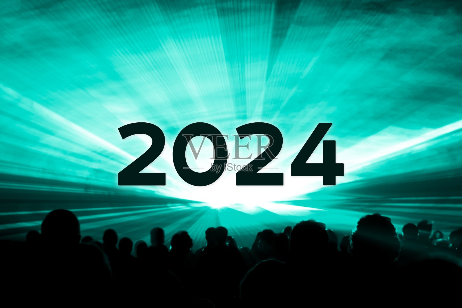 2024年绿松石激光欢迎会人山人海照片摄影图片