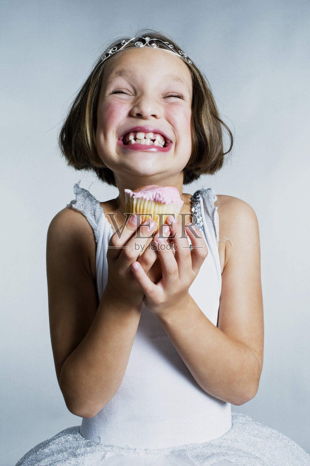 小女孩工作室系列，纸杯蛋糕照片摄影图片