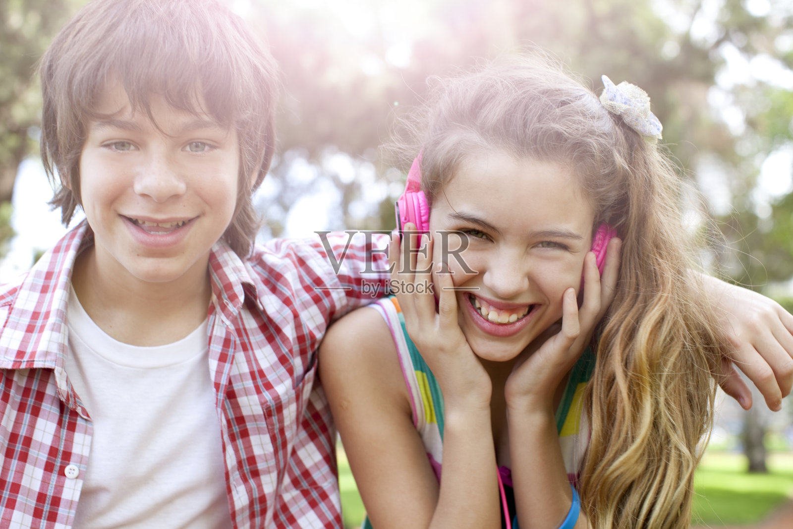 快乐的朋友照片摄影图片