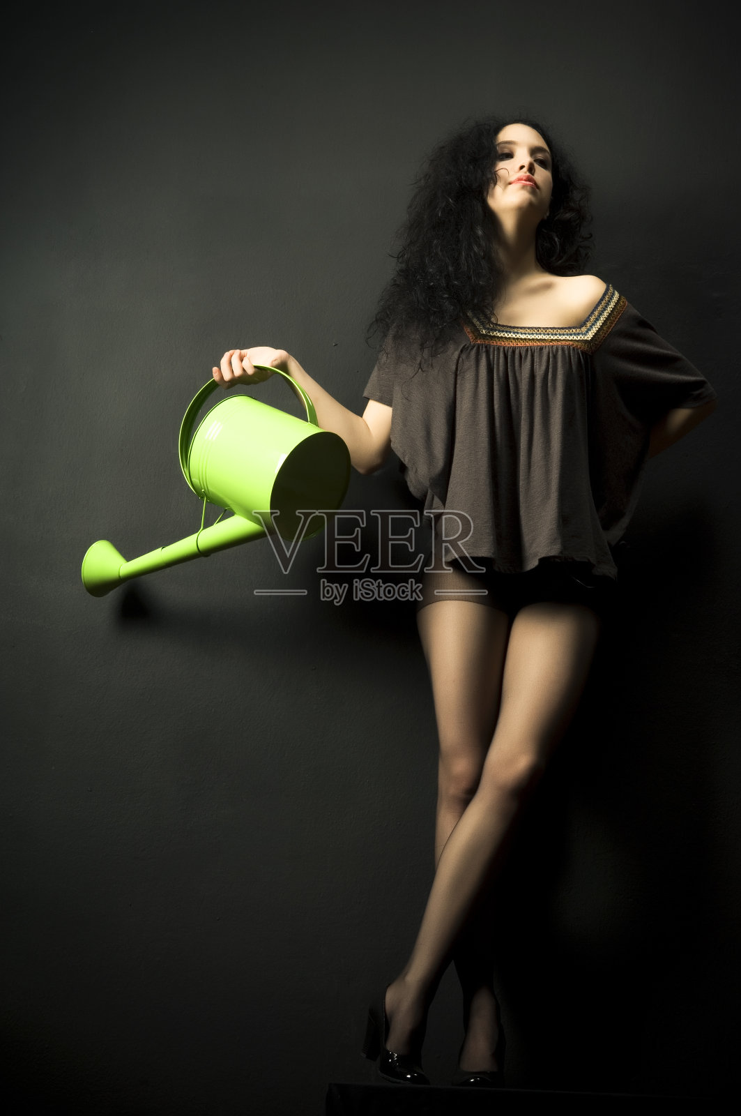 年轻的女人照片摄影图片