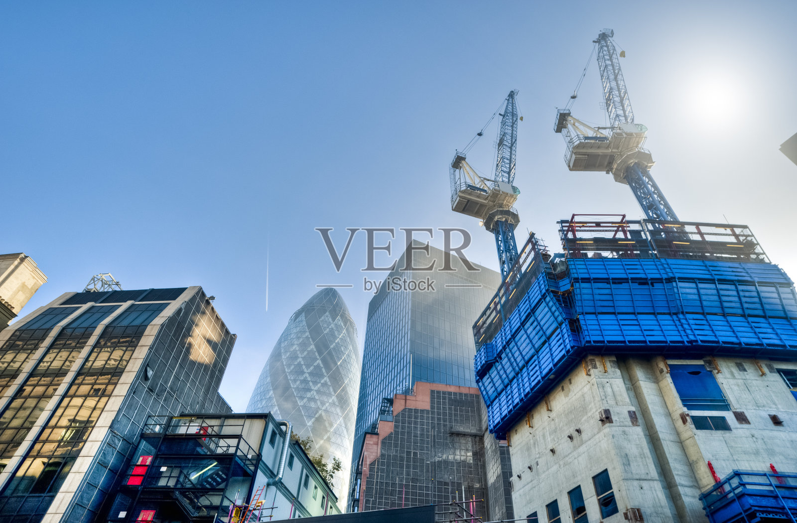 伦敦的当代建筑和建筑工地照片摄影图片