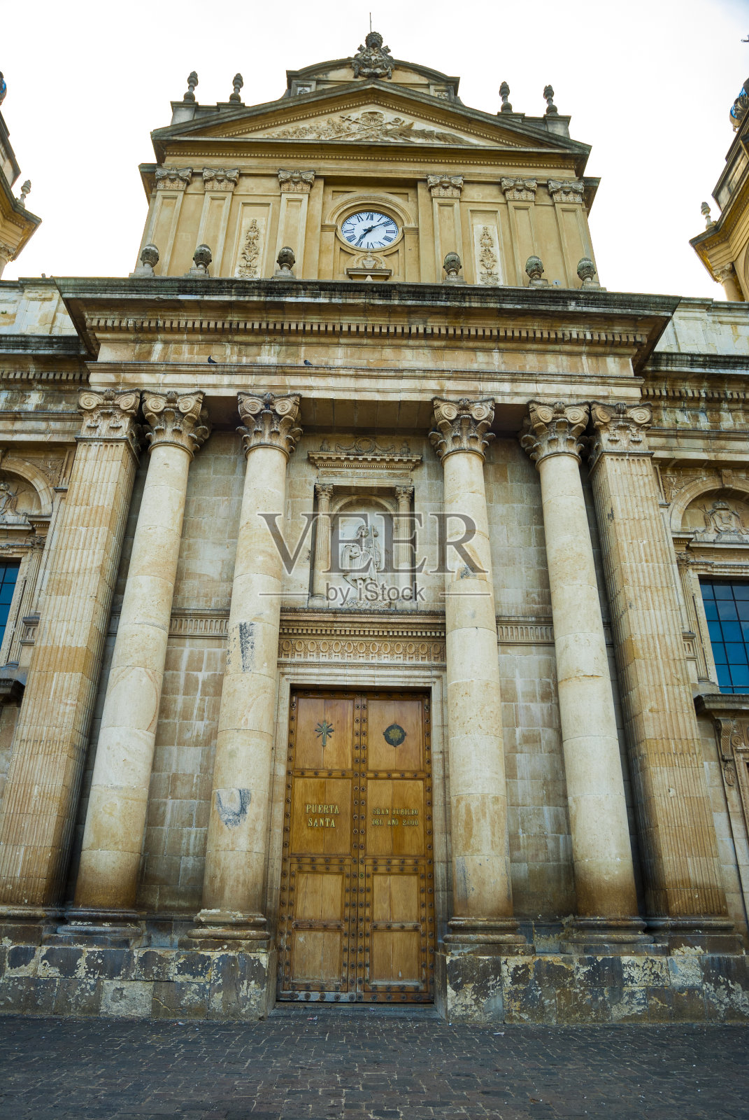 圣座堂，危地马拉圣地亚哥大都会大教堂，也被称为大都会大教堂，建筑建于1782年至1815年之间。照片摄影图片