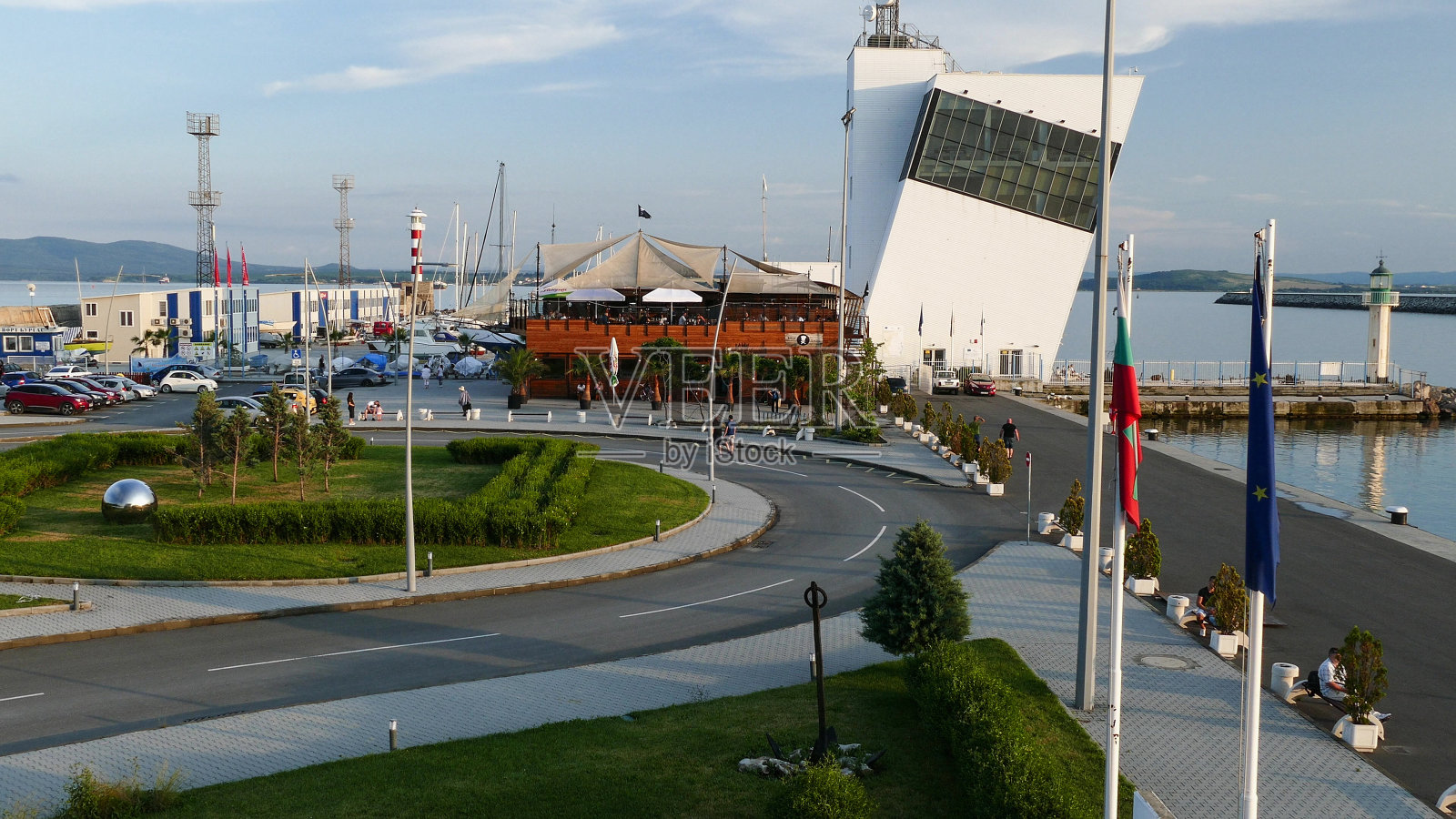 保加利亚黑海布尔加斯的黑海工业港口照片摄影图片